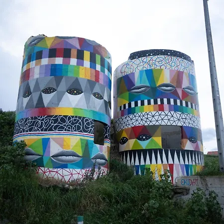 2 Piscina Y Tenis Ajo