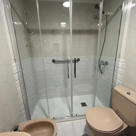 2 Piscina Y Tenis Appartamento