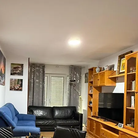 2 Piscina Y Tenis Apartamento Ajo
