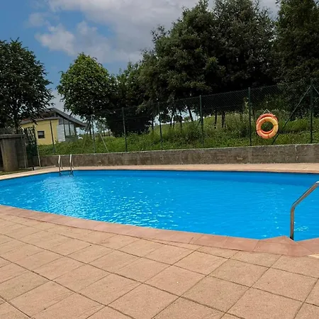 2 Piscina Y Tenis Ajo