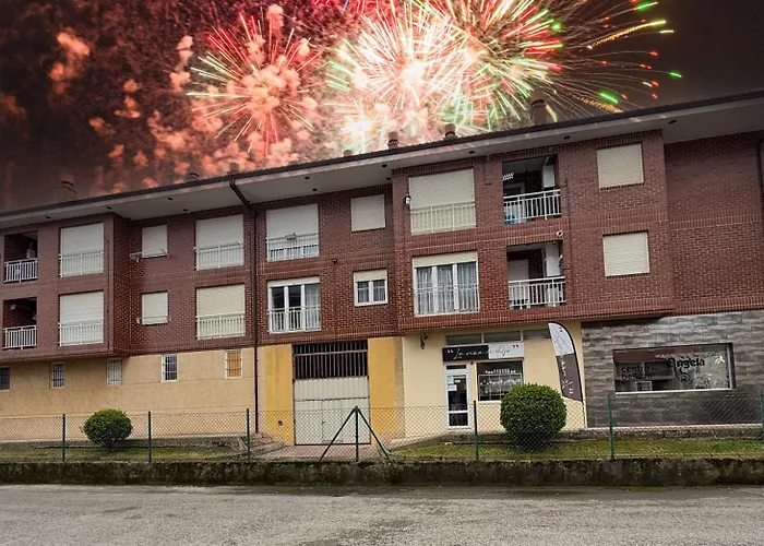 2 Piscina Y Tenis * אחו