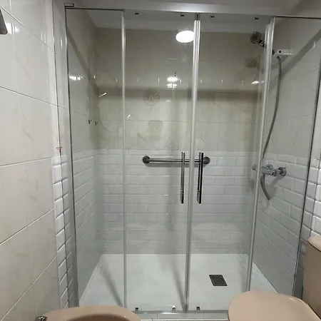 2 Piscina Y Tenis Apartmán